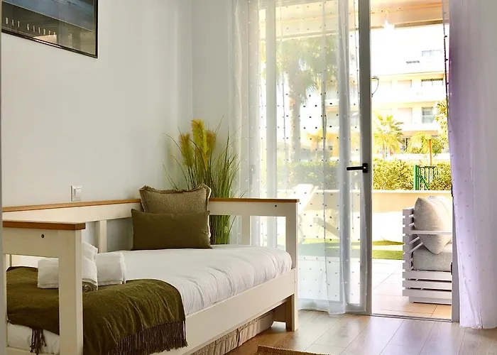 Marina - En Апартаменти Денія